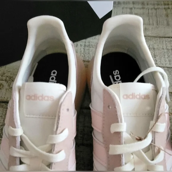 Adidas Women's Pink and White Sneakers - Picture 9 of 11